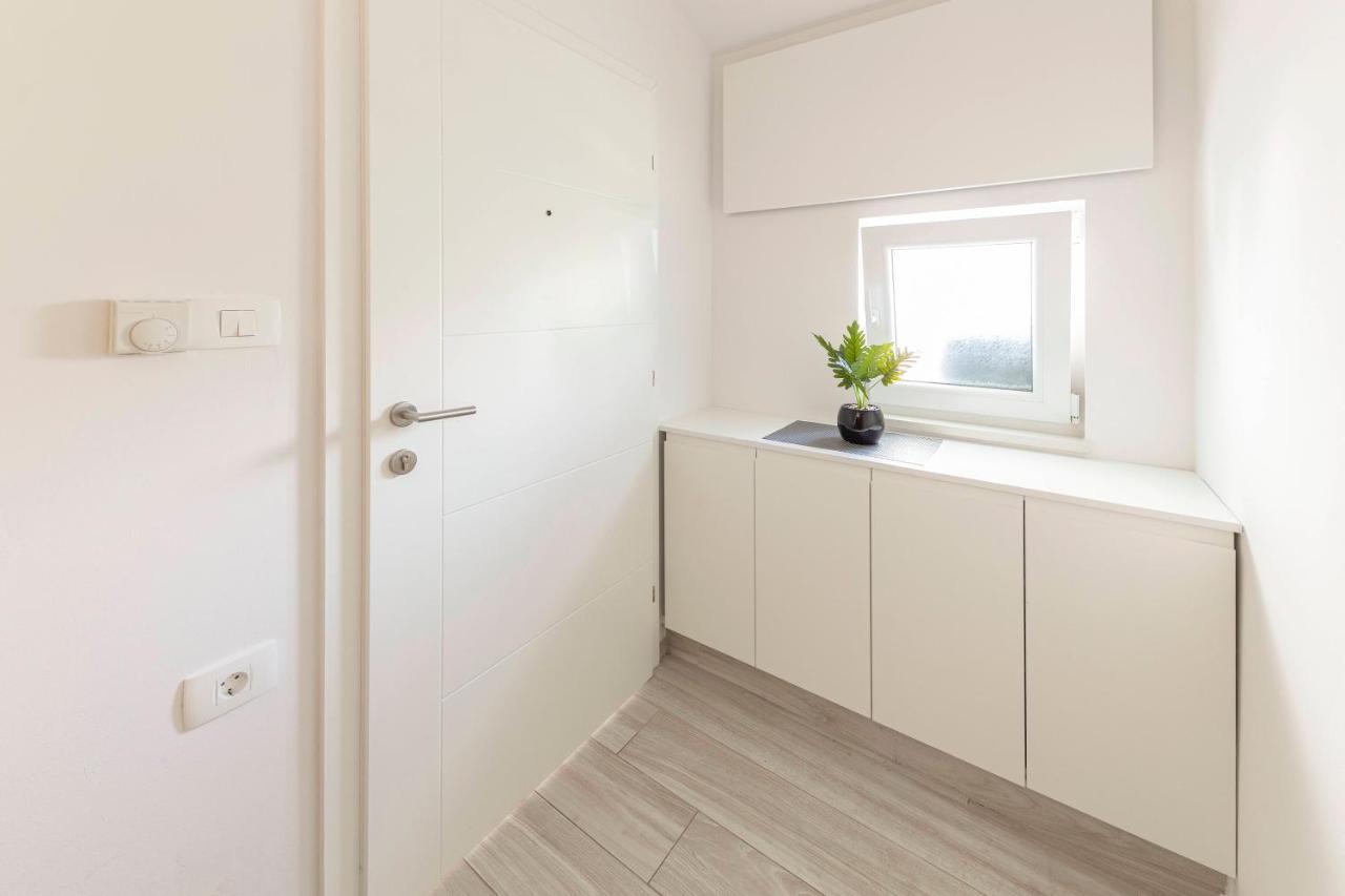 Apartments Era Анкаран Екстериор снимка