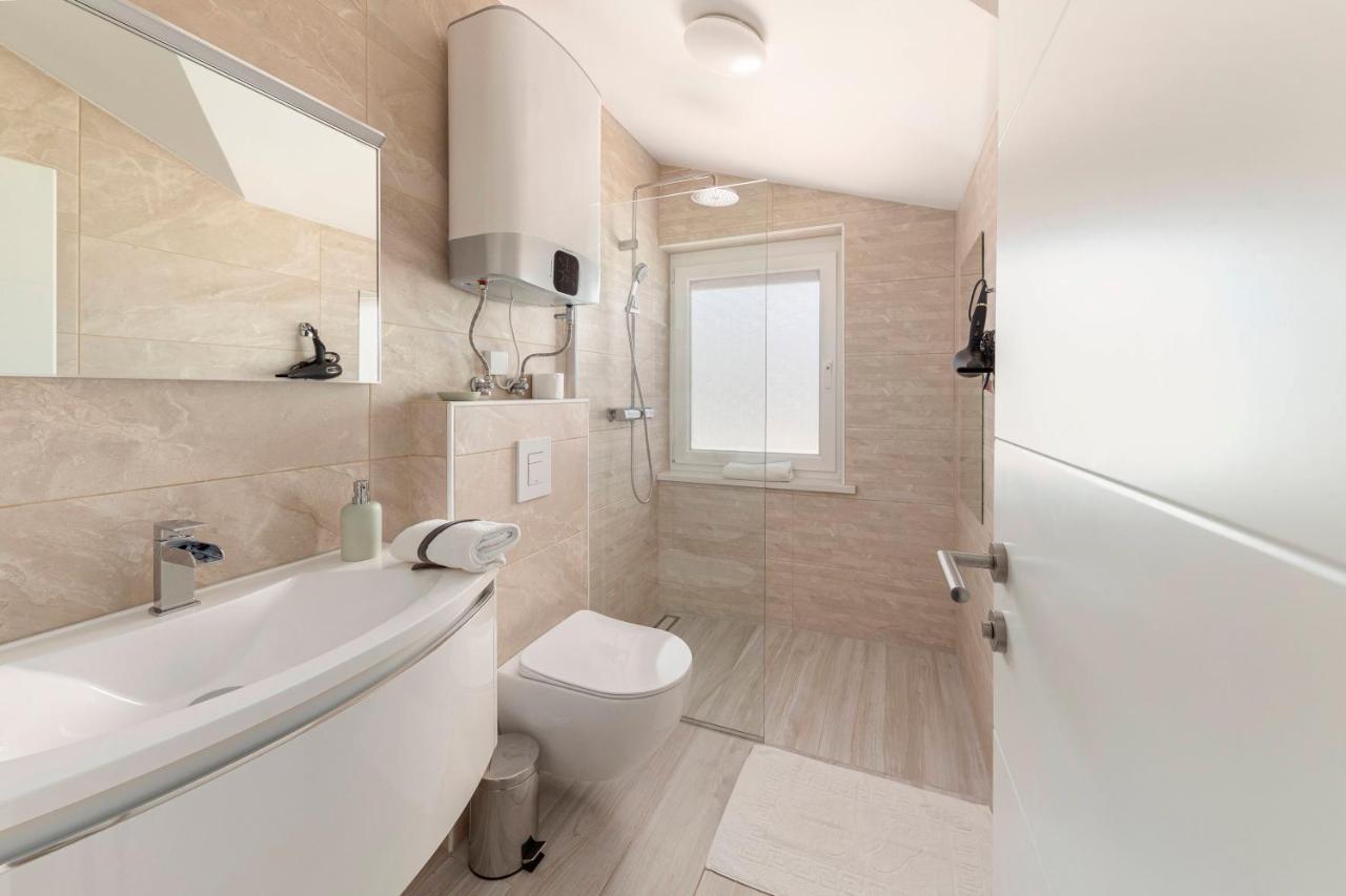 Apartments Era Анкаран Екстериор снимка